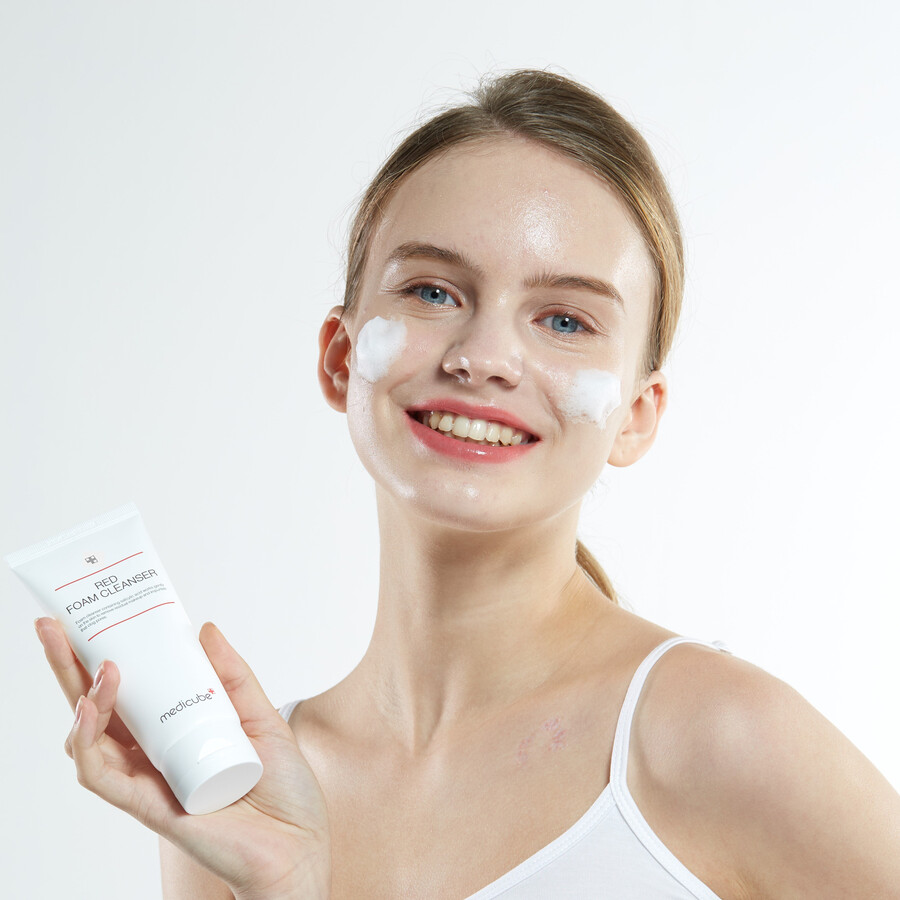 medicube red foam cleanser
